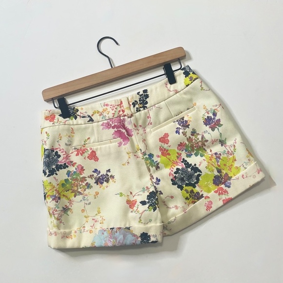 TED BAKER London Bonno Summer Bloom Floral Trouser Shorts Cuffed Pockets 1 / 4 - Picture 8 of 16